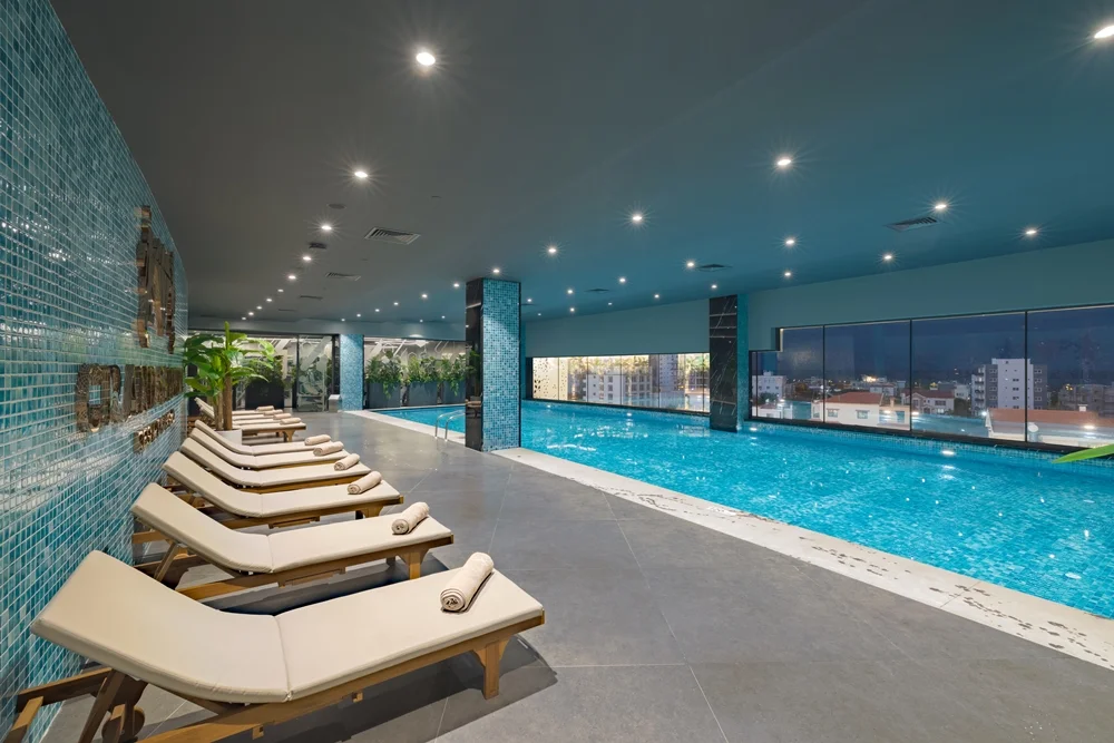 Beach & Pool