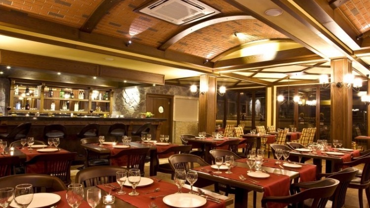 Restaurant ve Bar