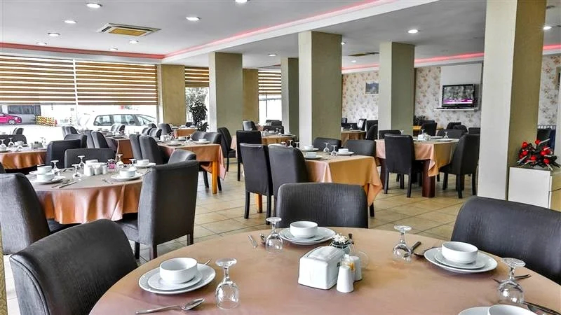 Restaurant ve Bar