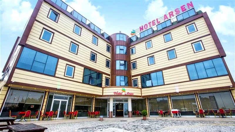 Arsen Hotel