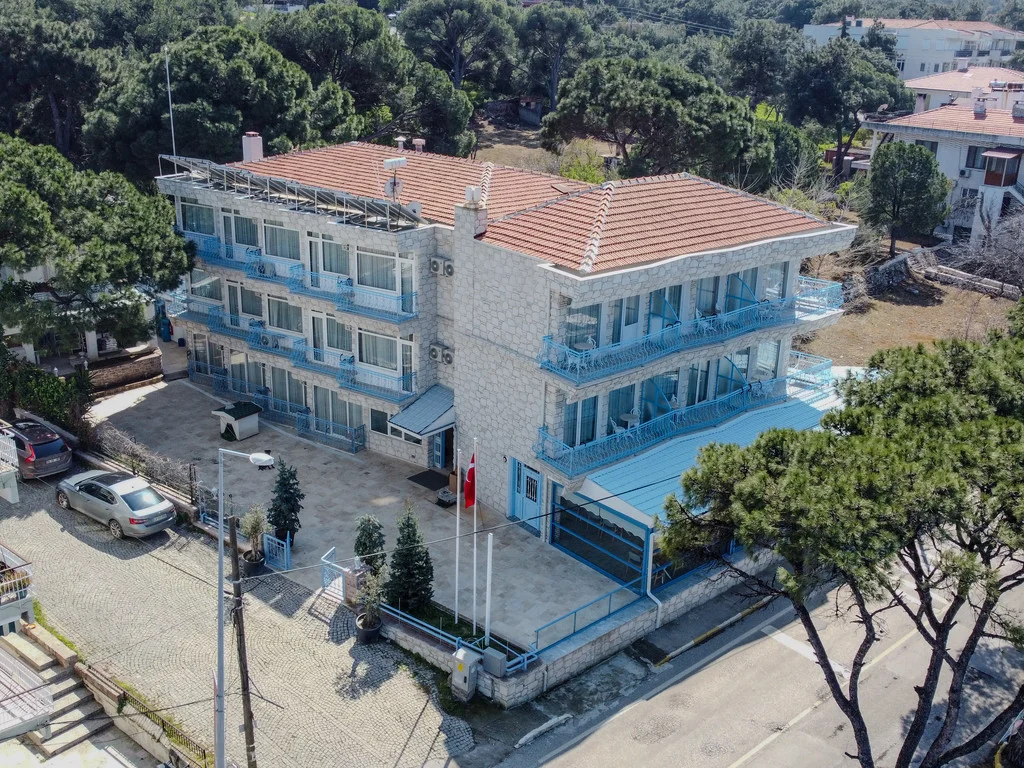 Çam Otel Ayvalık