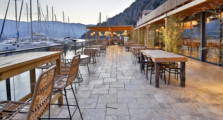 Restaurant ve Bar