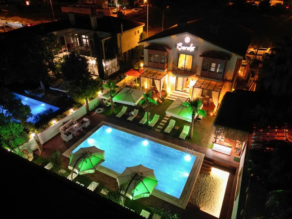 Şerefe Hotel Alaçatı