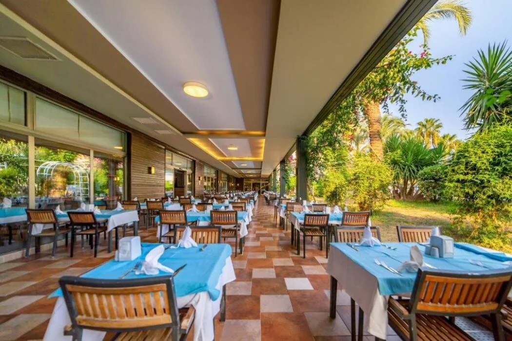 Restaurant ve Bar
