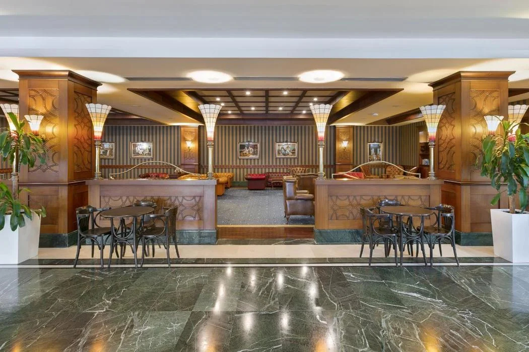 Restaurant ve Bar